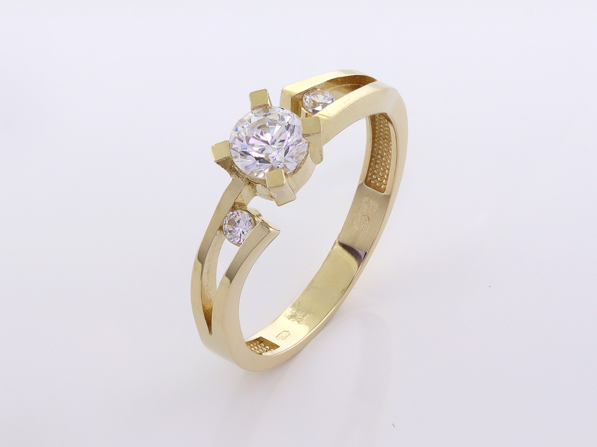 Zlatý prsteň PR21057