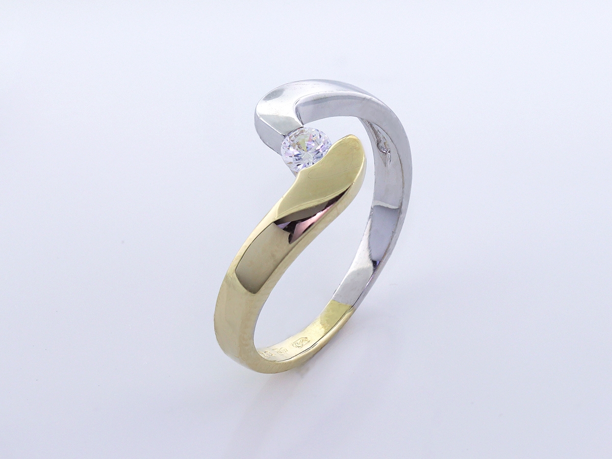 Zlatý prsteň PR21077